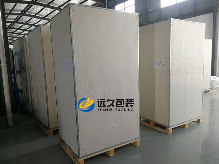 “六片式”无钉结构钢带包装箱